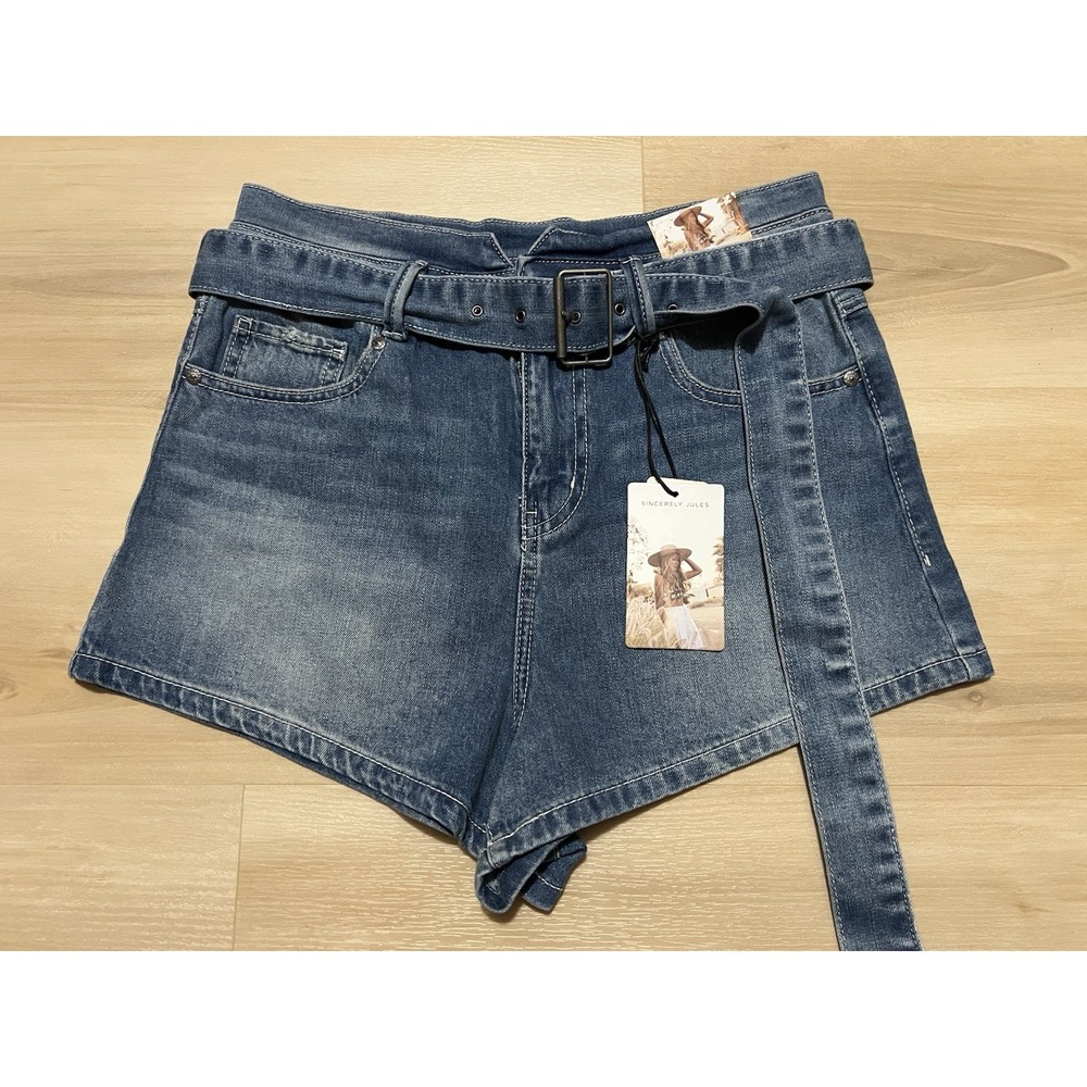 NWT Sincerely Jules Juniors 7/28‎ Belted Super High Rise Jean Shorts Denim